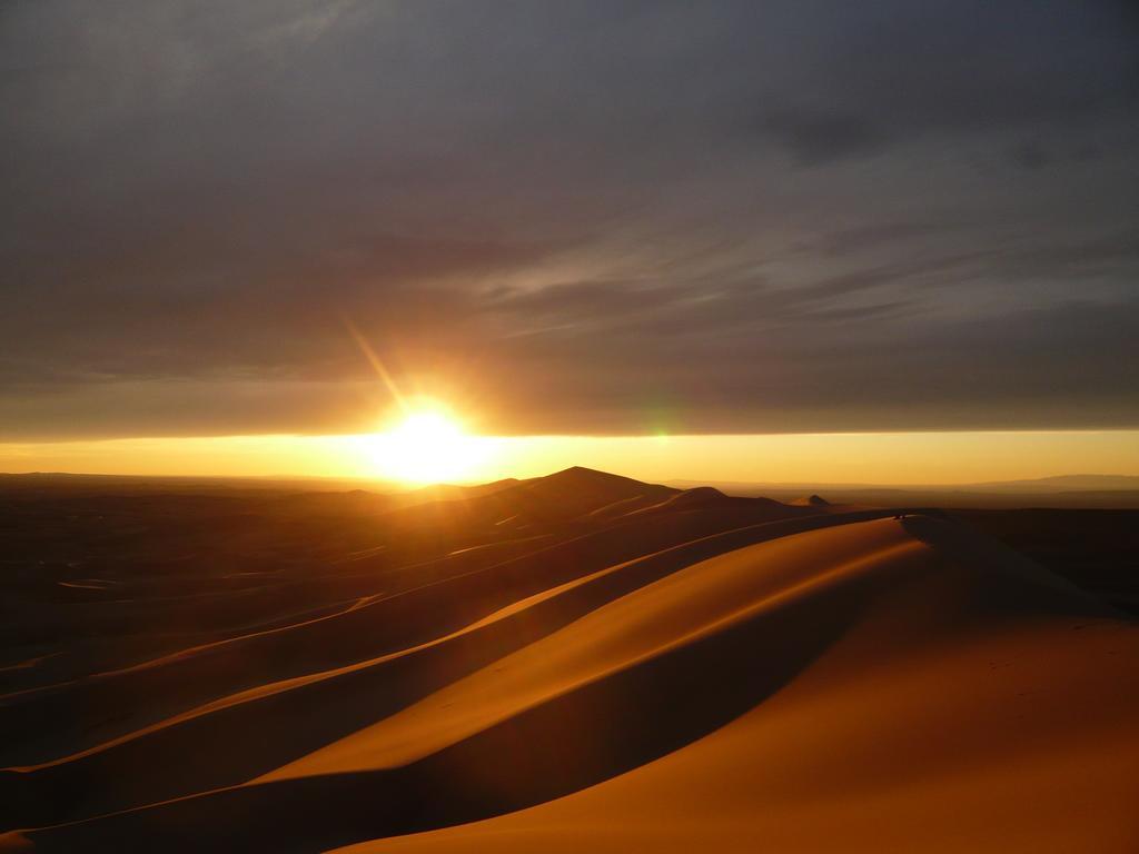 Golden Gobi Hostel & Tours Улан-Батор Екстер'єр фото