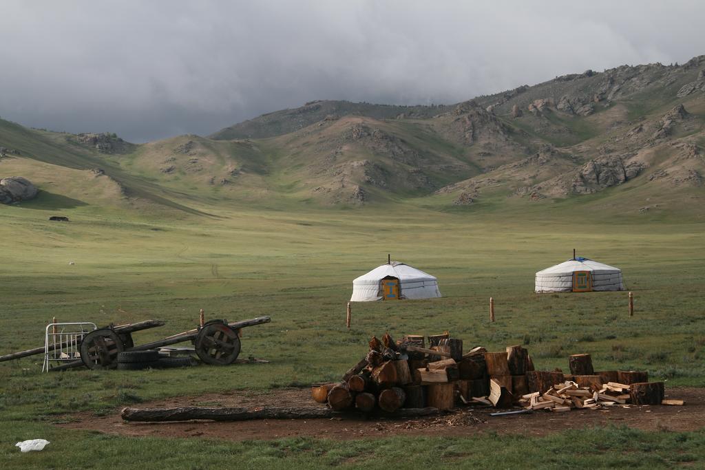 Golden Gobi Hostel & Tours Улан-Батор Екстер'єр фото