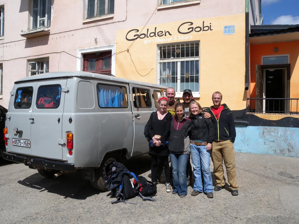 Golden Gobi Hostel & Tours Улан-Батор Екстер'єр фото